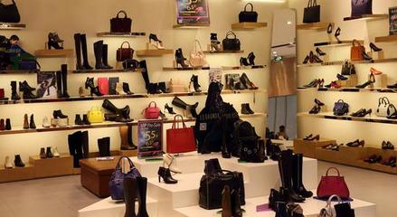 服装细分产业的转型变革之路 以鞋帽零售为例