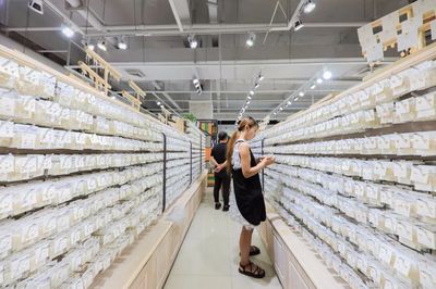 唤醒城市商贸新活力 俊发集团引领鞋帽零售的城市更新之路