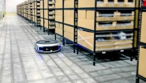 餐饮创投新风向 麻辣烫第一股加速扩张，速尔运行异常引关注，初创鞋帽零售公司三月吸金上亿