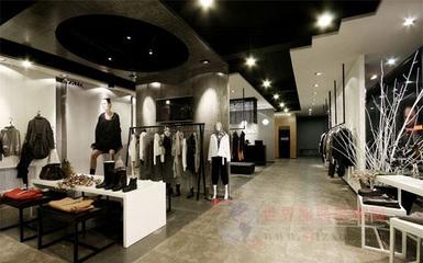 鞋帽零售的实体店 在寒冬中坚守，于变革中寻路